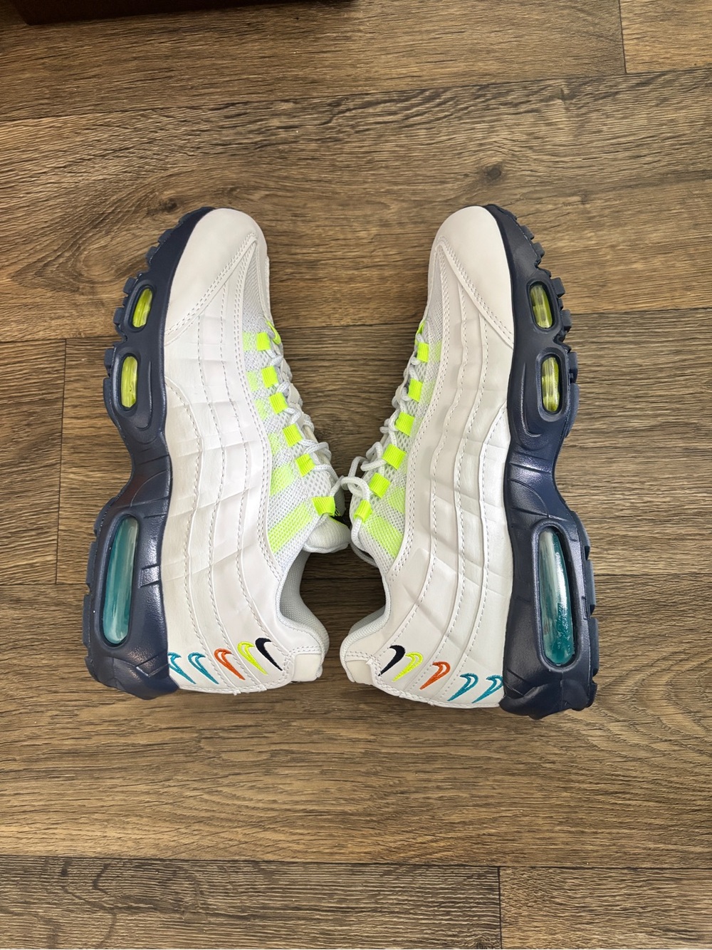 Size - 9.5 Nike Air Max 95 White with Neon Accents - Men's Shoes - Picture 3 of 8